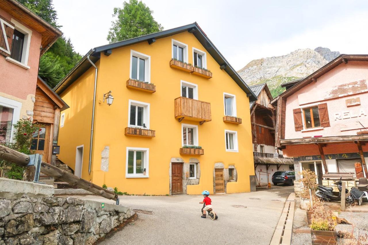 Apartamento Le Milan Royal - Montmin Exterior foto